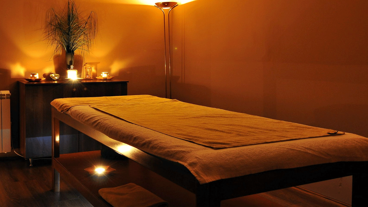 Yine aynı manzara: Masaj salonu diye yazılır fuhuş yuvası diye okunur!