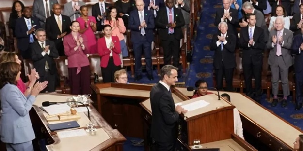 Yine burnunu soktu! Miçotakis'i ayakta alkışlayan ikiyüzlü ABD'den Türkiye ve Yunanistan'a çağrı