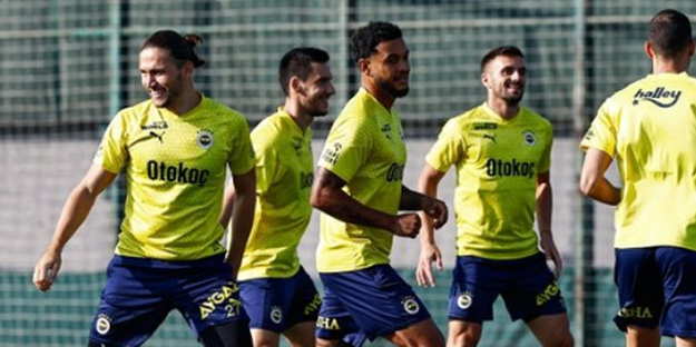 Yine Galatasaray, yine Fenerbahçe yarışı... Bakalım ne olacak sonu? Flaş uyarı geldi...