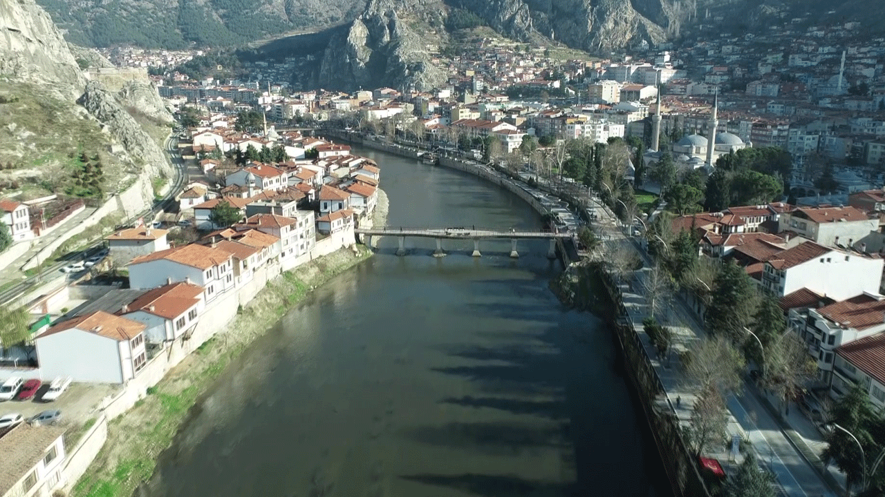 Yine icraata çökmeye çalıştılar: Valilik yaptı, CHP'li başkan kendi yapmış gibi gösterdi