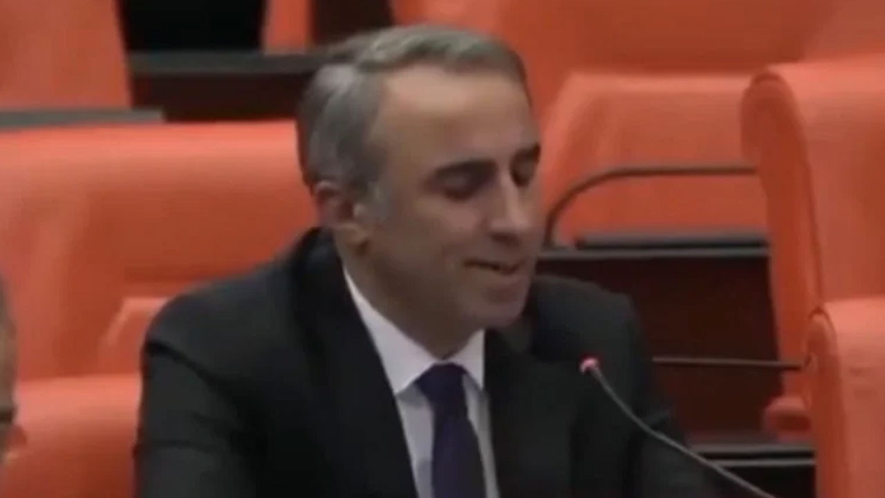 Yine ‘laiklik elden gideyah’ naraları! Ha kemalist CHP ha DEM Parti