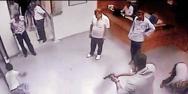 Yine şiddet... 'Kes şunun boğazını!'