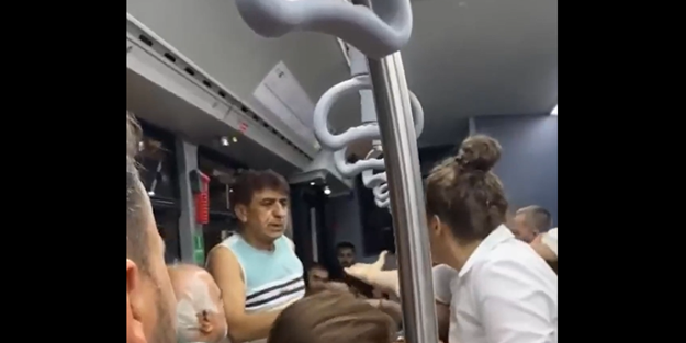 Yine toplu taşıma, yine aynı rezalet! Pembe vagon gelsin bu şerefsizlik bitsin