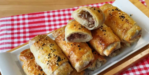 Yiyenlerin kıymalı sandığı yeşil mercimekli börek tarifi