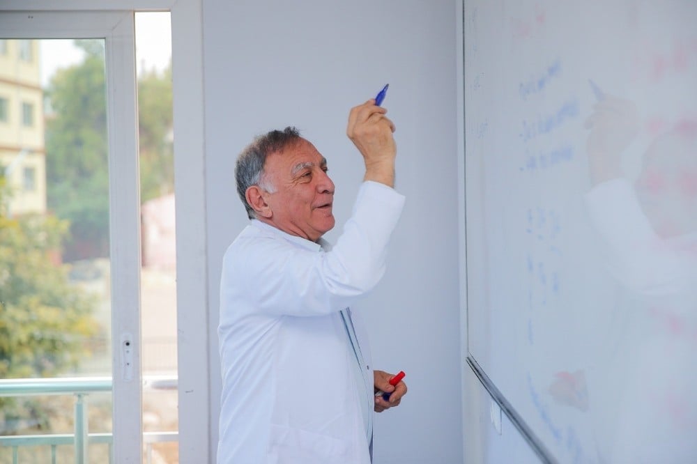 YKS öğrencilerine sanal kurs 
