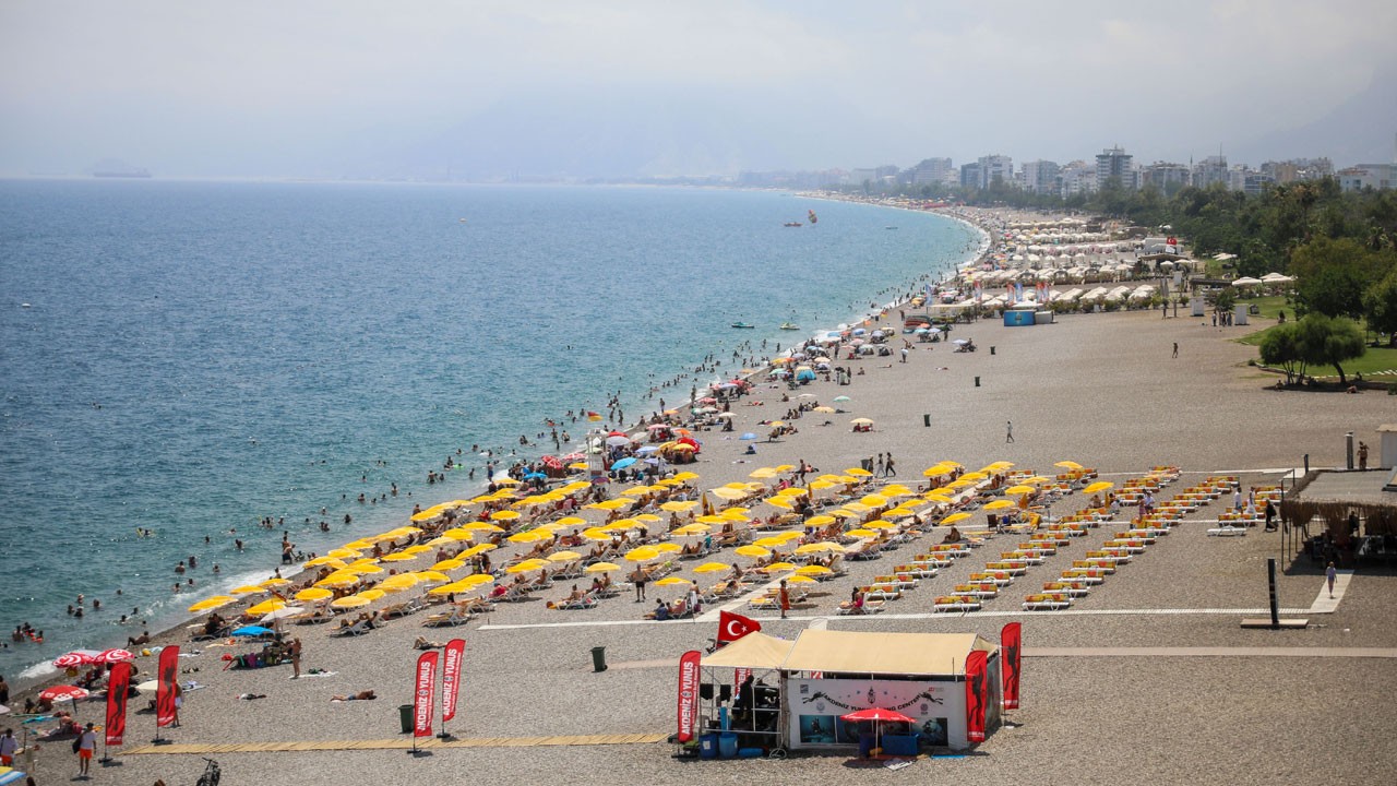 YKS sonrası soluğu sahilde aldılar!