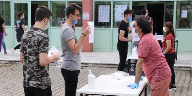 YKS'de yanında bulunması gerekenler 2020