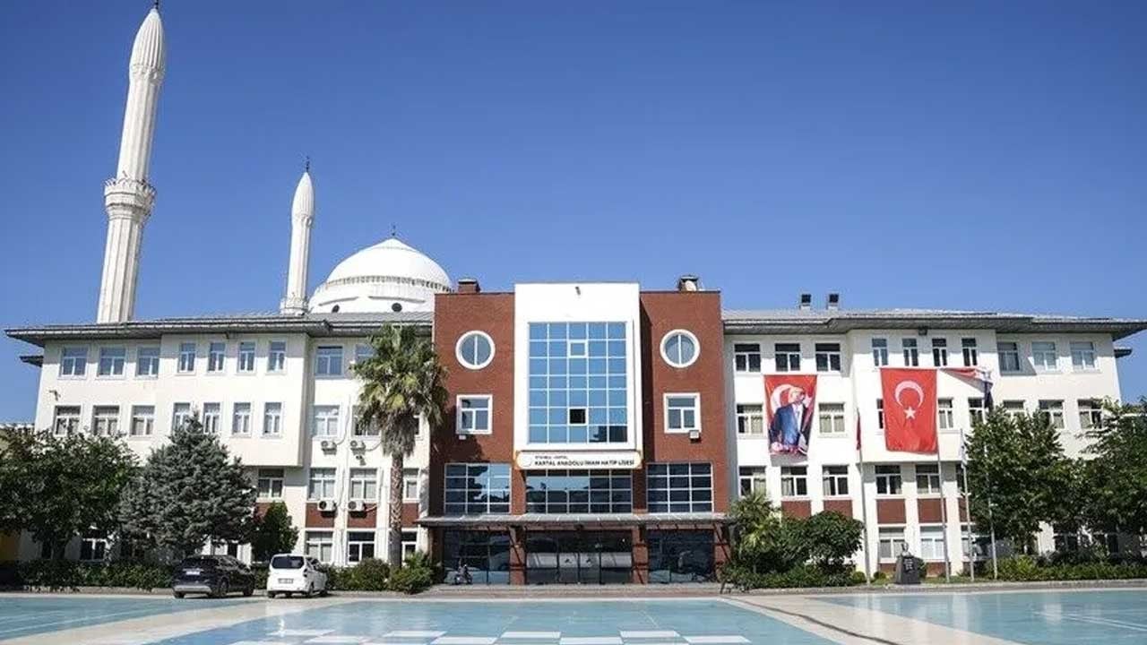 YKS’ye damga vuran İHL’liler önemli okullara yerleşti! Sosyal bilim liseleri yerleştirmede zirvede