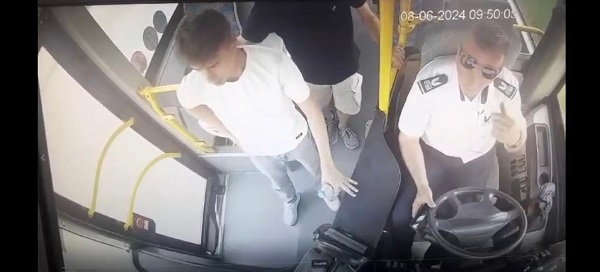 YKS'ye geç kalıyordu! O ilde otobüs sürücüsü yolunu değiştirdi