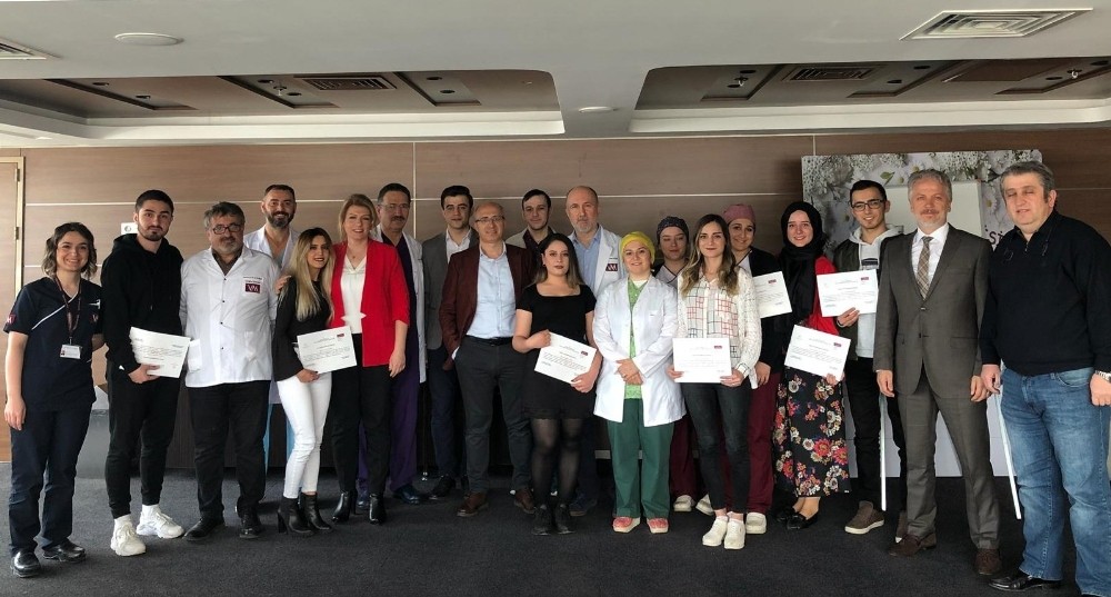 Yoğun Bakım Hemşireliği Programı ilk mezunlarını verdi 