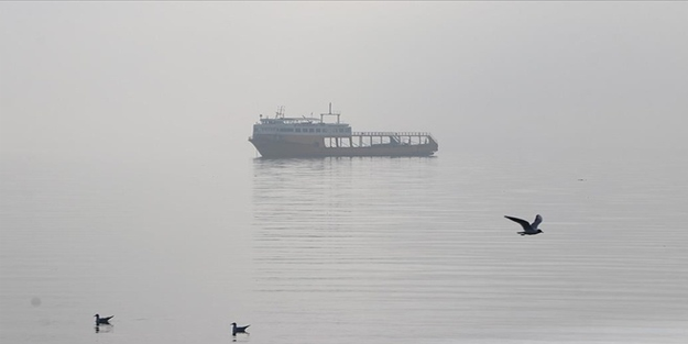 Yoğun sis karada ve denizde ulaşımı etkiledi!