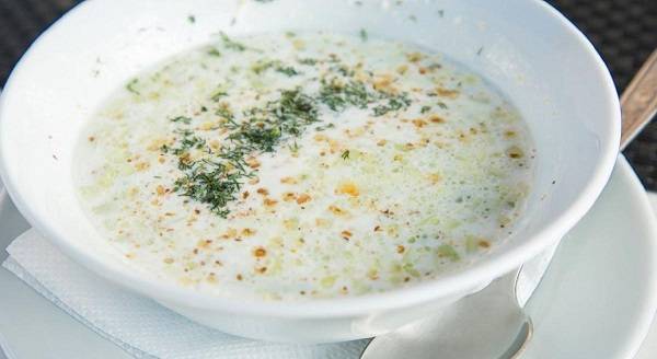 Yoğurtlu mercimek çorbası nasıl yapılır?