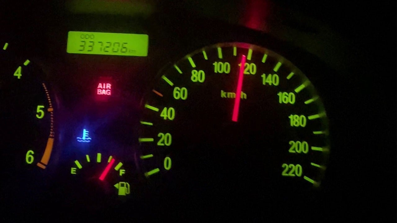 Yok artık! Hafriyat kamyonları trafikte böyle yarıştı