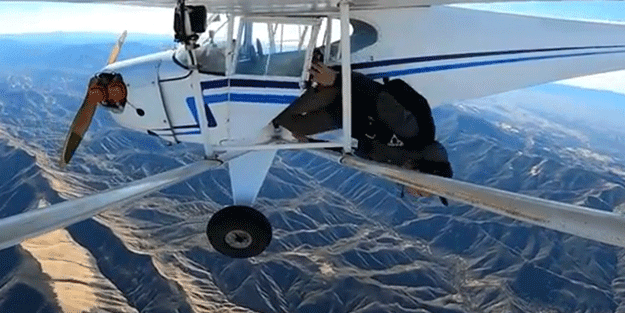 Yok artık! Youtube için uçağı düşürdü