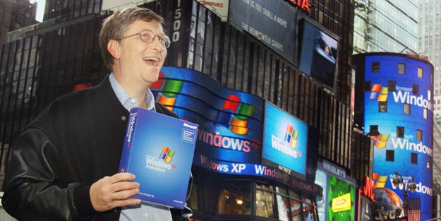 Yok böyle bir cinlik! Bill Gates: Windows'u korsan kullansınlar ki daha sonra da biz...