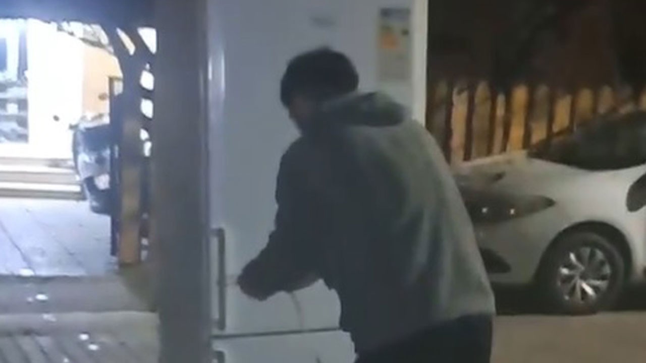 Yok böyle olay! Buzdolabına fare giren adam bakın ne yaptı