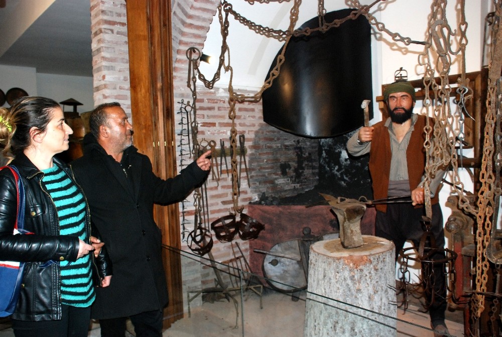 Yok olmaya yüz tutmuş meslekler canlandırılıyor 