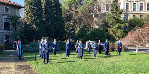 YÖK soruşturma açmalı! Gençleri kışkırtıp geri çekilen Boğaziçi akademisyenleri suç işliyor