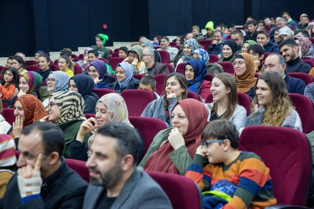 “Yok Yere Temâşâ” turneye çıktı 