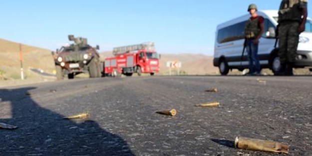 Yol kesen 5 Terörist öldürüldü!