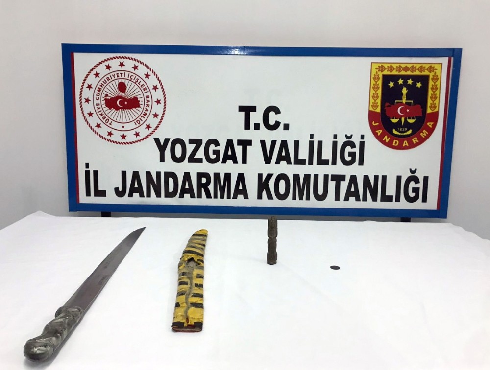 Yol kontrolünde Jandarma’ya yakalandı 