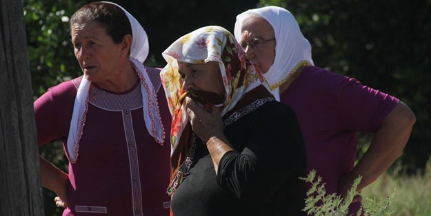Yol ortasında bulundu! Gördükleri manzara karşısında şoke oldular...