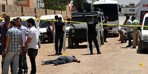 Yol ortasında infaz