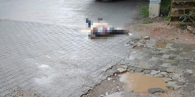 Yol ortasında kalp krizi geçiren adam kurtarılamadı