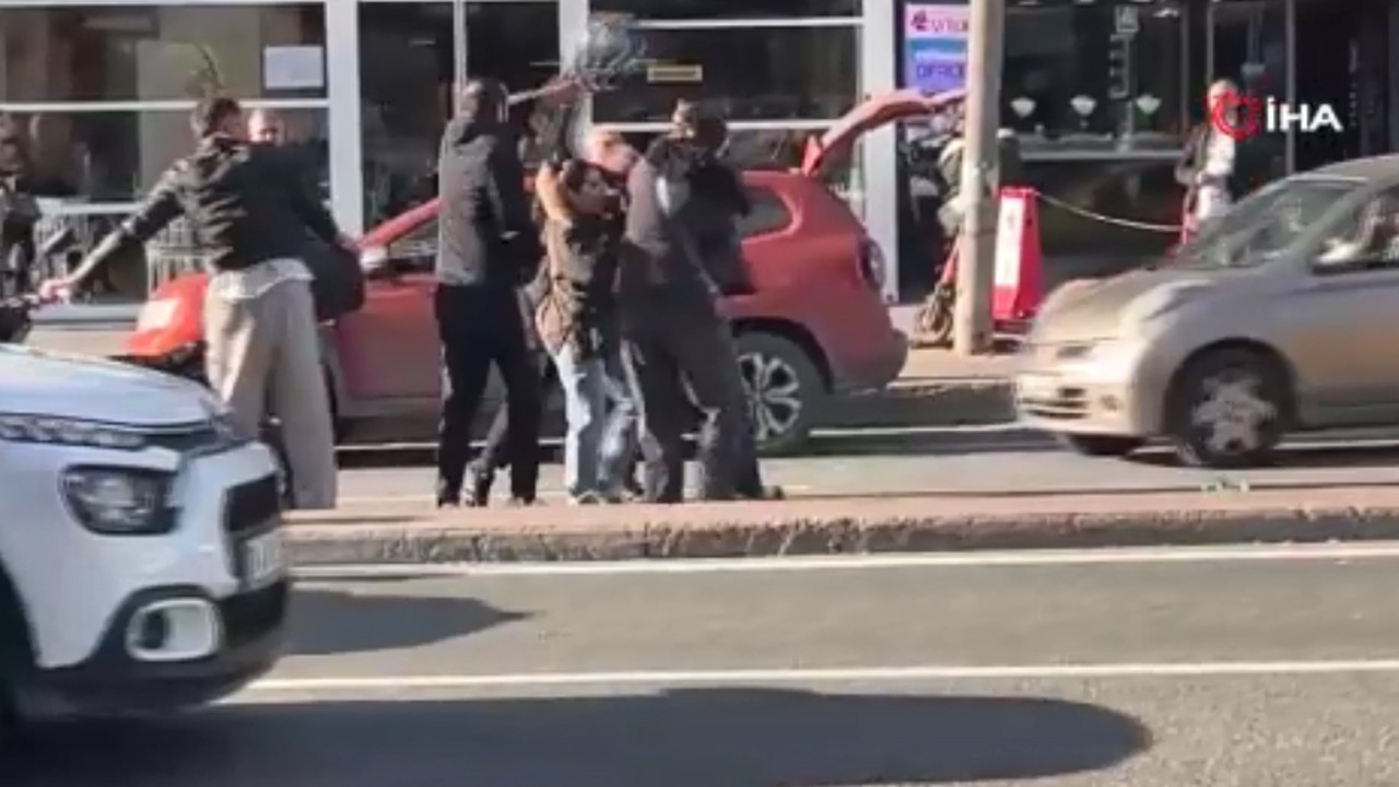 Yol verme tartışmasında yumruklar konuştu