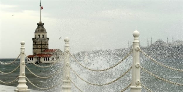 Yola çıkacaklar dikkat! İstanbul'da seferler iptal edildi