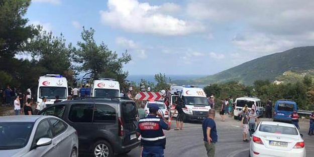 Yolcu midibüsü uçuruma yuvarlandı! Ölü ve yaralılar var