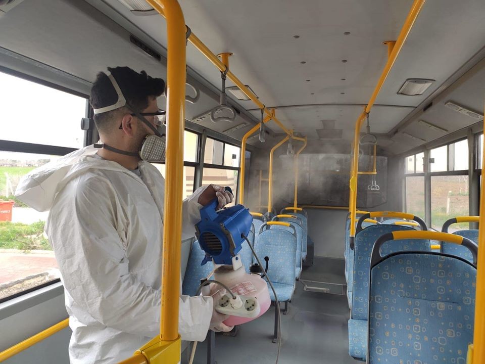 Yolcu minibüsleri dezenfekte ediliyor 