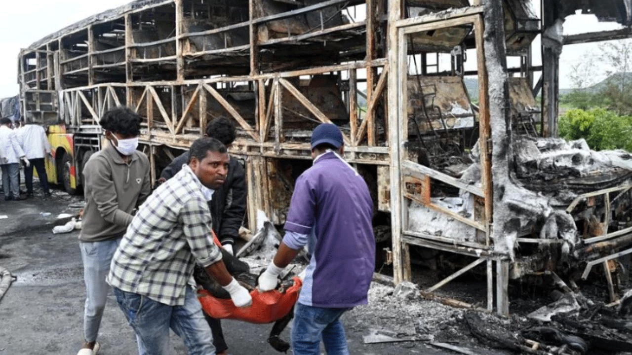 Yolcu otobüsü faciası: 25 kişi hayatını kaybetti