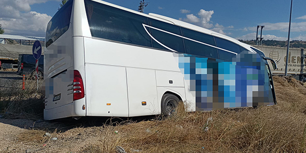 Yolcu otobüsü kaza yaptı: 1 yaralı