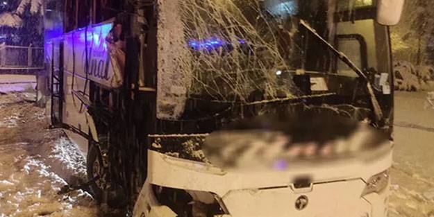Yolcu otobüsü kaza yaptı! Çok sayıda yaralı var