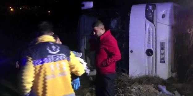 Yolcu otobüsü şarampole yuvarlandı: Çok sayıda yaralı var