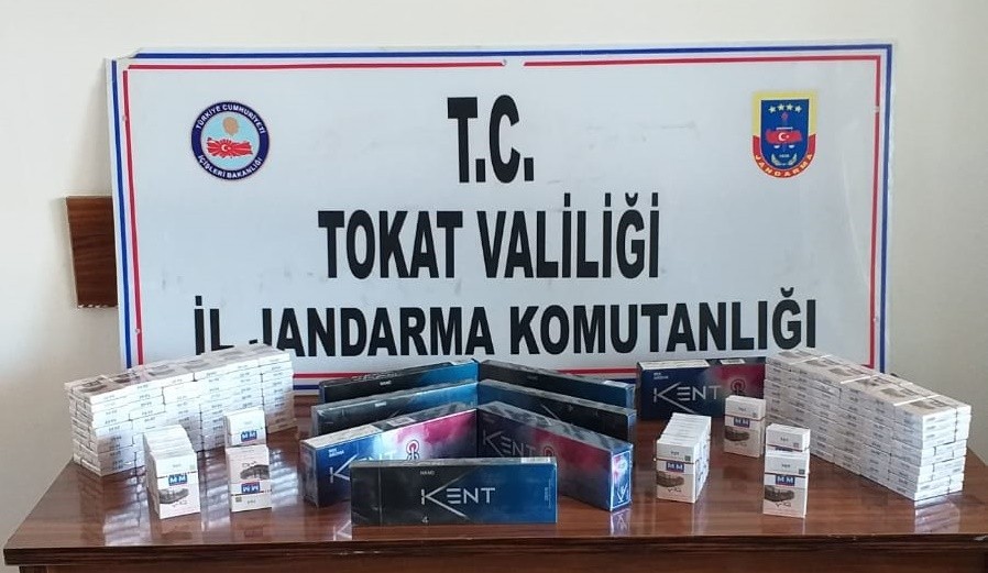 Yolcu otobüsünde 230 paket kaçak sigara ele geçirildi 