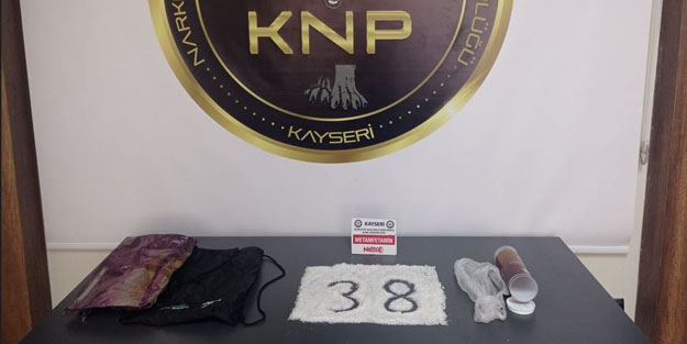 Yolcu otobüsünde bulundu! Yağ kutusunun içinden çıkan şoke etti