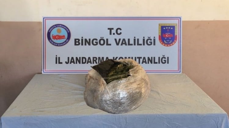 Yolcu otobüsünde esrar ele geçirildi