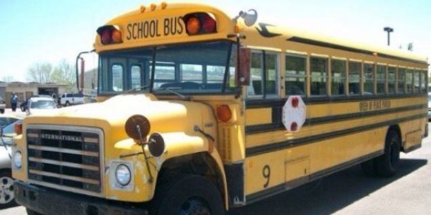 Yolcu otobüsünü eve dönüştürdü