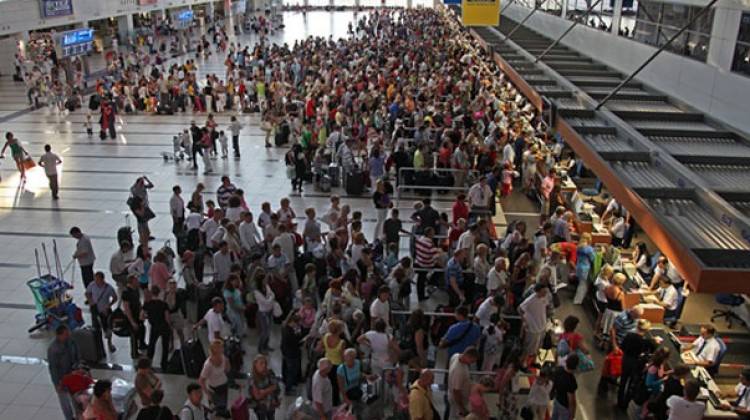 Yolcu sayısı 150 milyona yaklaştı