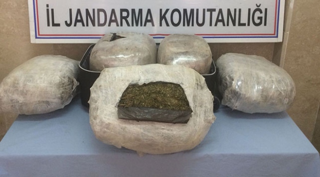 Yolcu treninde uyuşturucu operasyonu