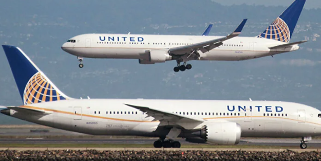 Yolcu uçağı motor arızası yüzünden acil inişe geçti!