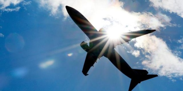 Yolcu uçağına bomba ihbarı