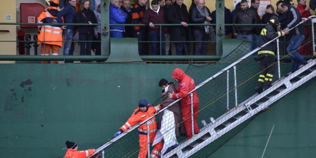 Yolcuların tamamı kurtarıldı