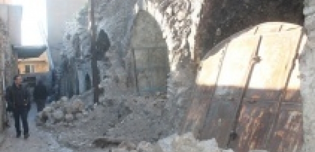 Yolda bulduğu 30 bin lirayı sahibine teslim etti!