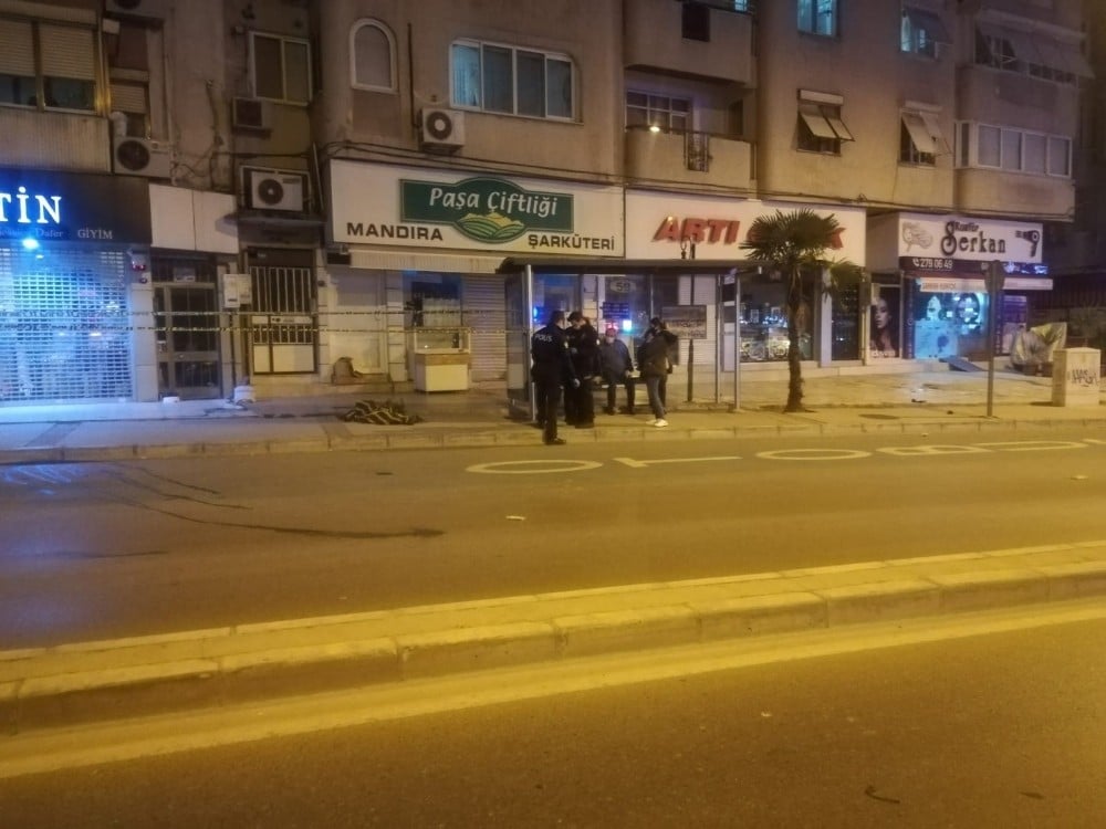Yolda yürüdüğü esnada fenalık geçiren yaşlı adam hayatını kaybetti 