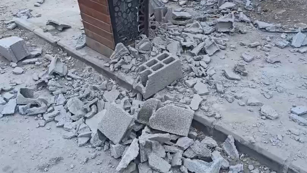 Yolda yürürken bir anda yerde kaldı!