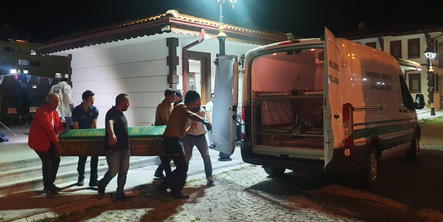 Yolda yürürken kalp krizi geçiren adam hayatını kaybetti