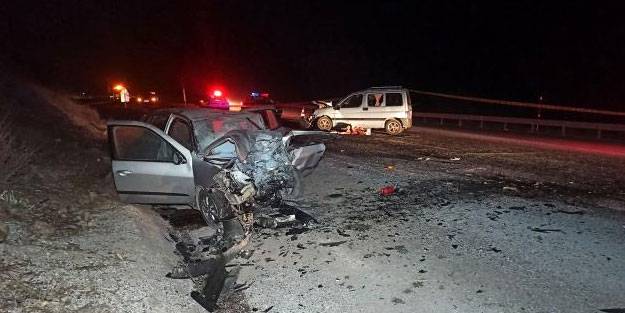 Yoldaki mıcır kazaya neden oldu: 1 ölü, 4 ağır yaralı